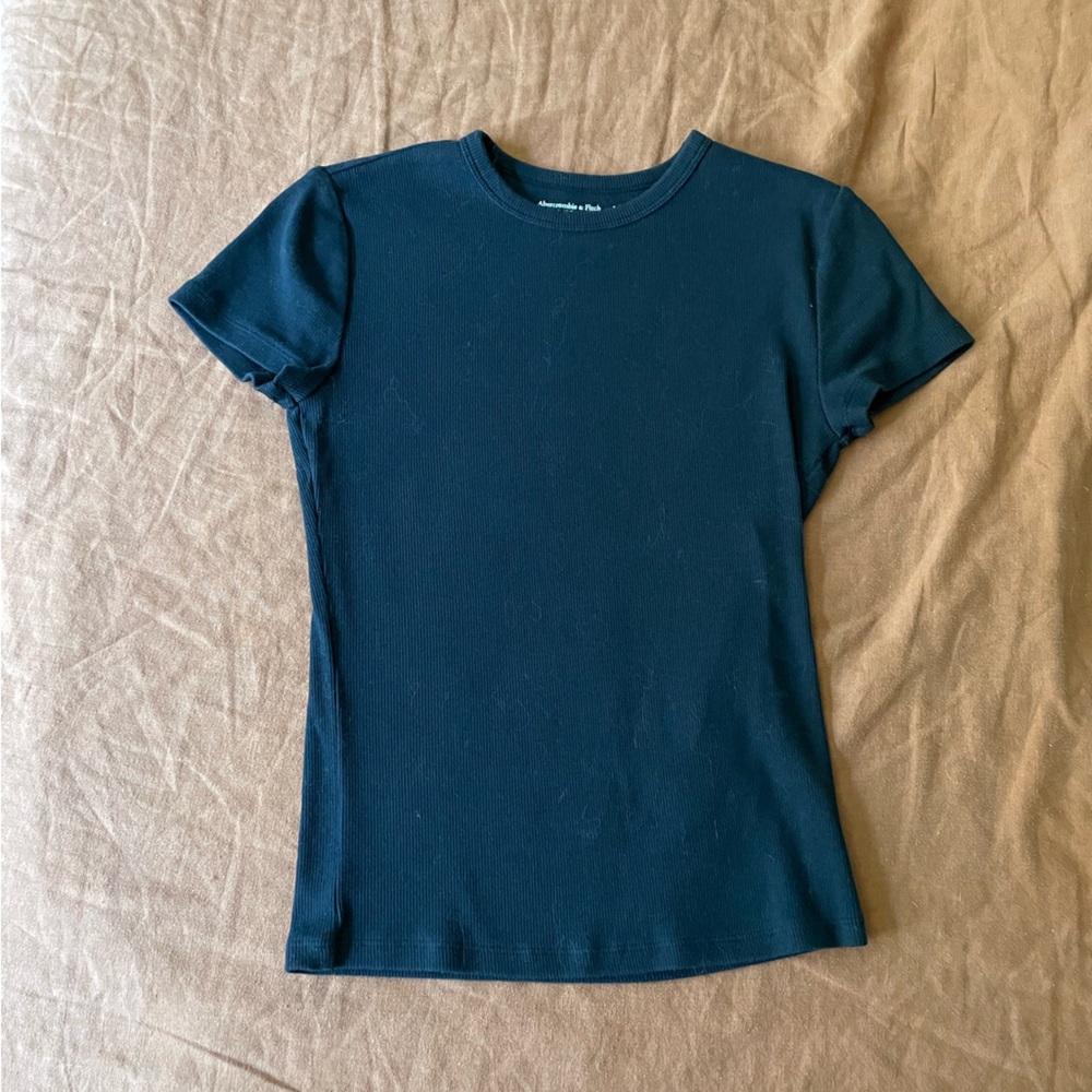 Abercrombie Soft AF Ribbed Tee